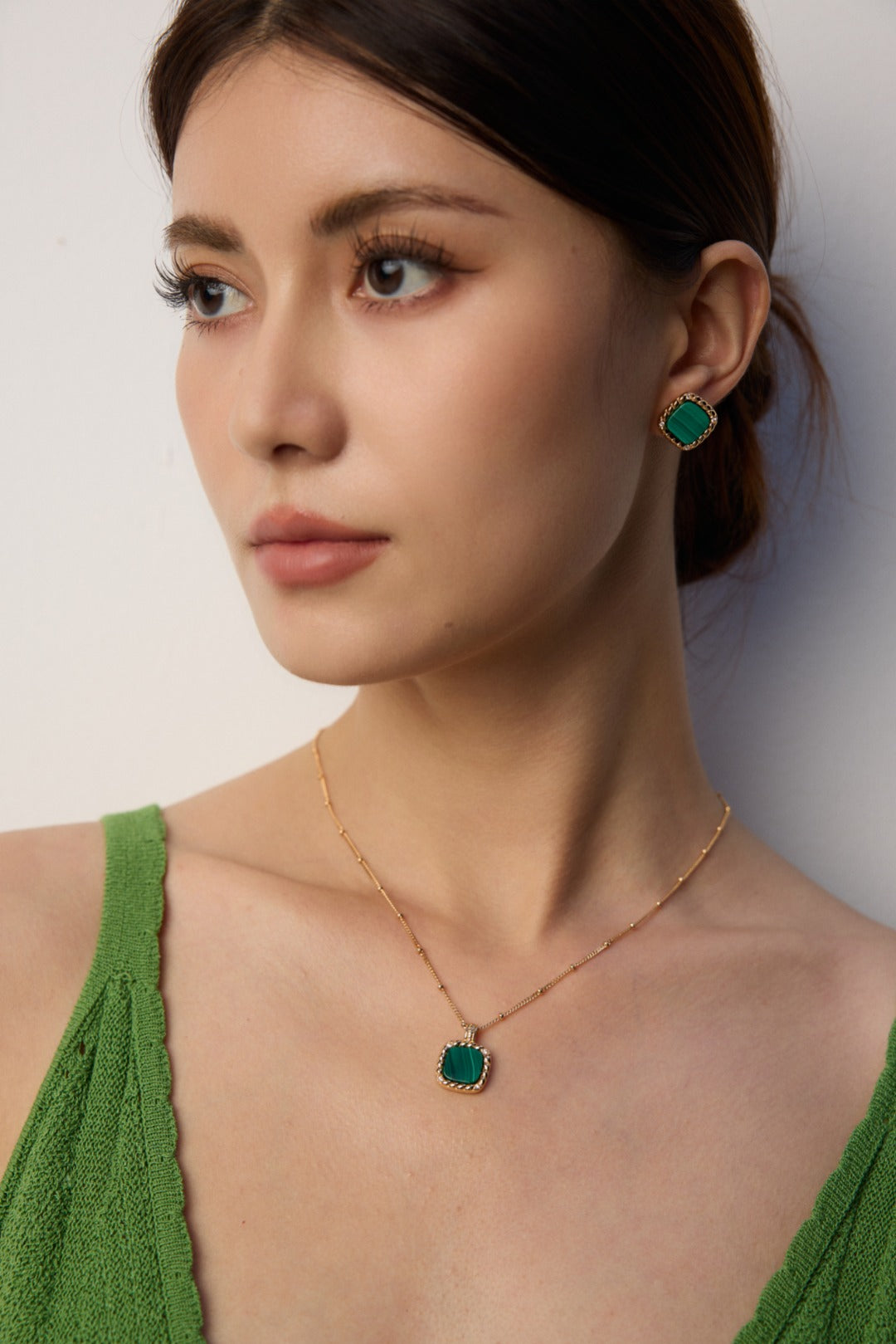 Vintage Palace Style S925 Silver Malachite Pendant Necklace and Earrings | Rope Bezel Zircon Accents, Elegant Charm