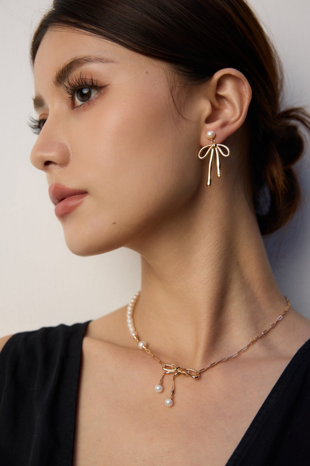 S925 Silver Vintage-Inspired Natural Pearl Bow Drop Earrings | Gold or Silver Tone |Timeless Elegance