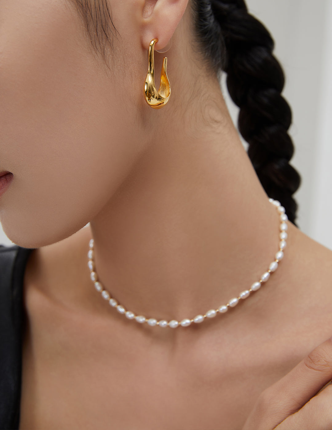 Vintage Gold-Tone Natural Rice & Round Pearl Dainty Choker Necklace