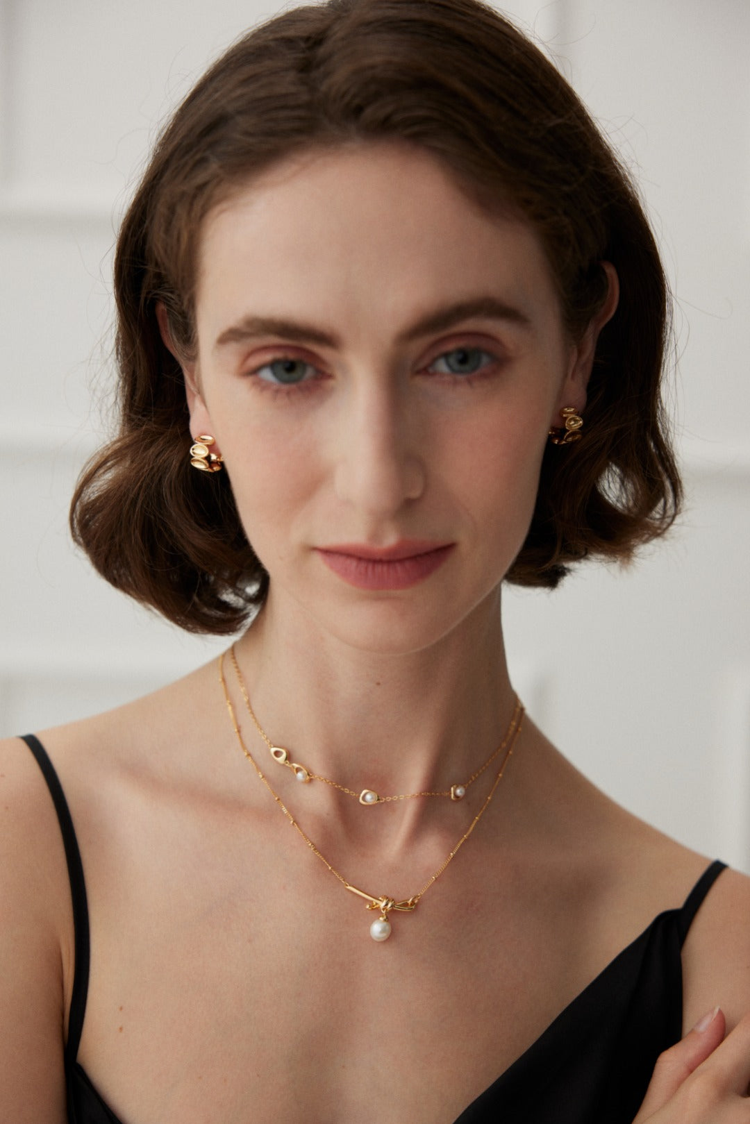 Dainty Pearl Station Necklace, Gold Organic Pebble Charm Necklace, 925 Sterling Silver, Minimalist Asymmetrical Jewelry