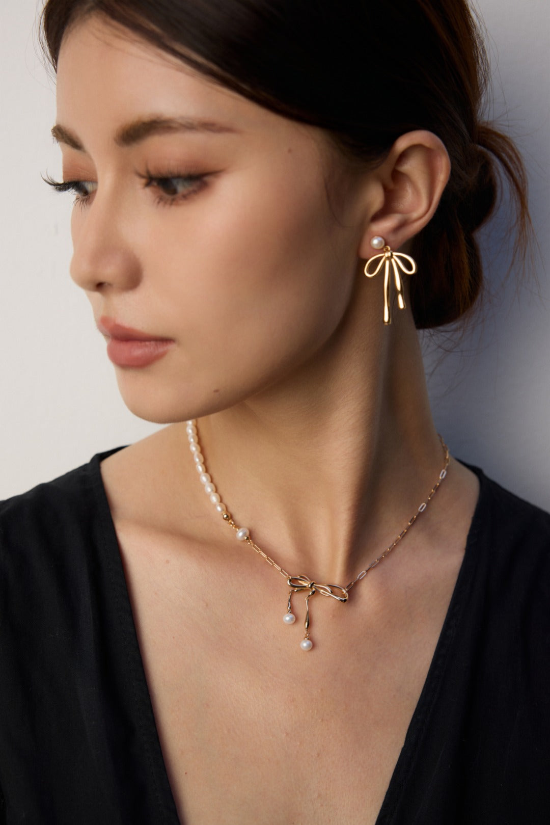 S925 Silver Vintage-Inspired Natural Pearl Bow Drop Earrings | Gold or Silver Tone |Timeless Elegance