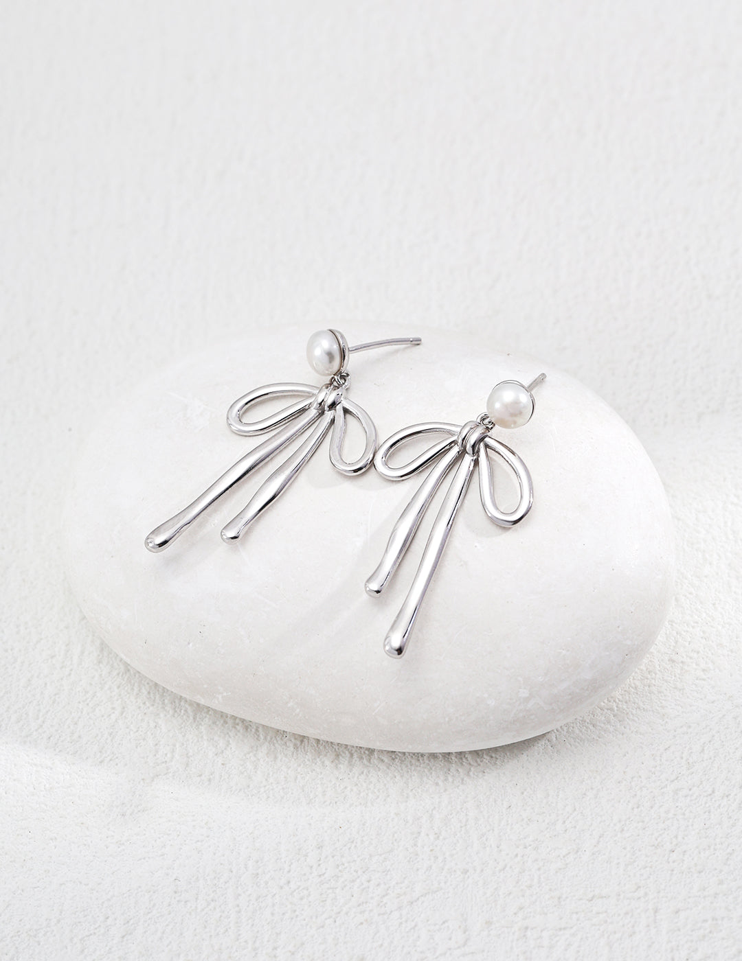 S925 Silver Vintage-Inspired Natural Pearl Bow Drop Earrings | Gold or Silver Tone |Timeless Elegance