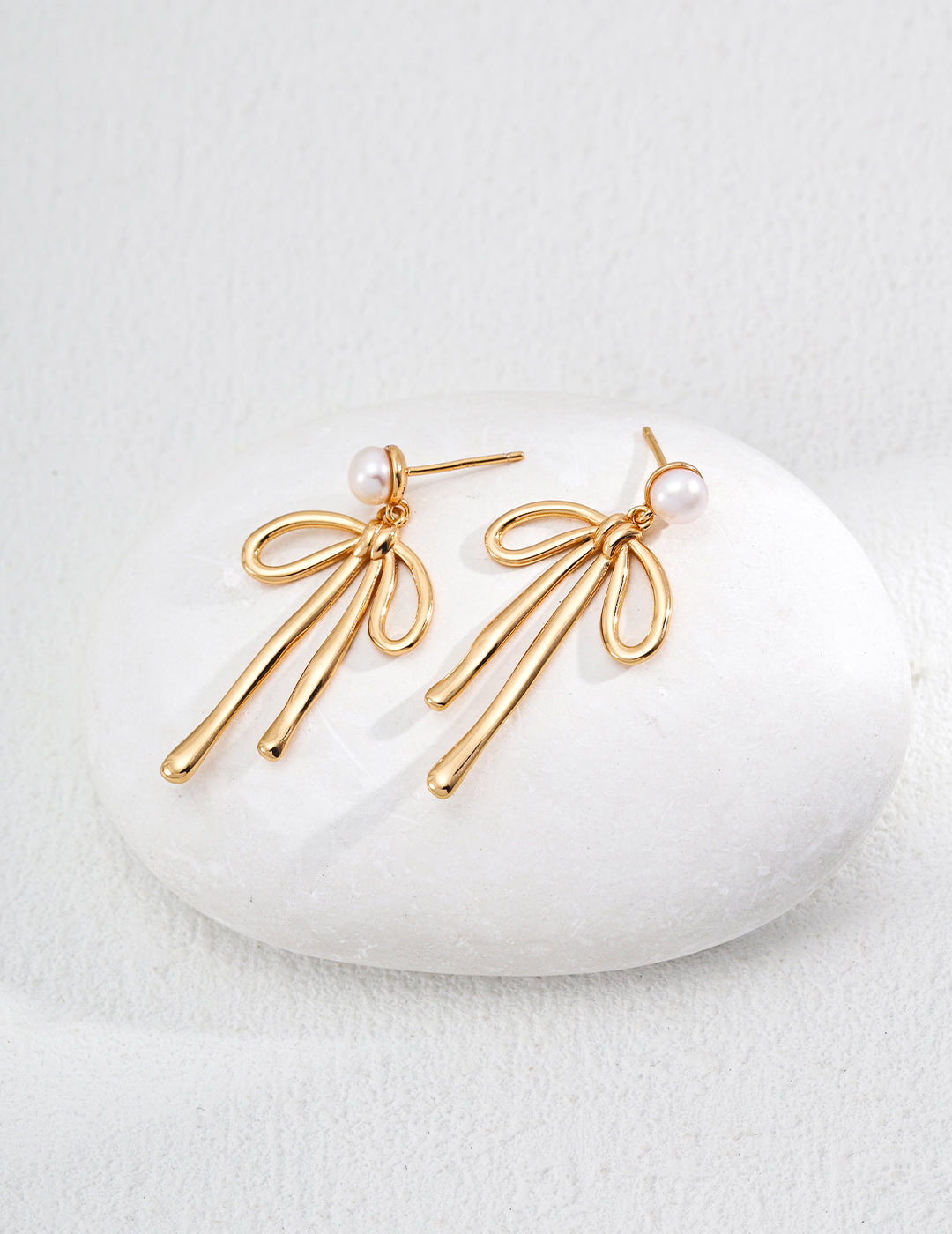 S925 Silver Vintage-Inspired Natural Pearl Bow Drop Earrings | Gold or Silver Tone |Timeless Elegance